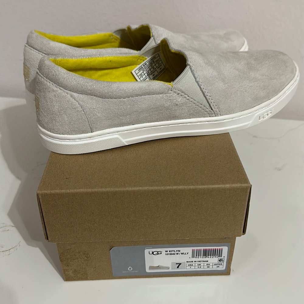 Ugg Kitly slip-on Woman size 7